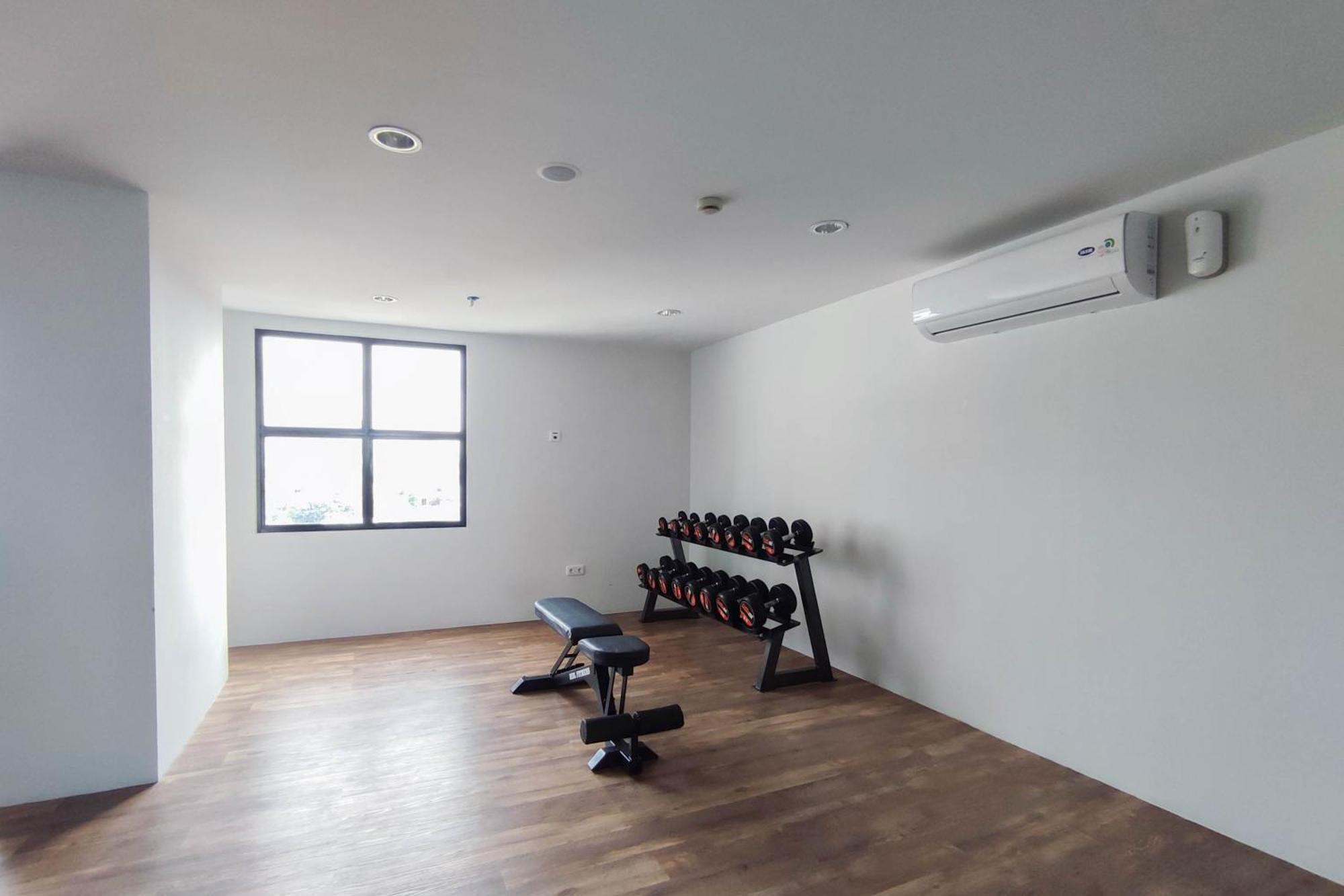 And Comfortable 1br The Alton By Travelio * Semarang